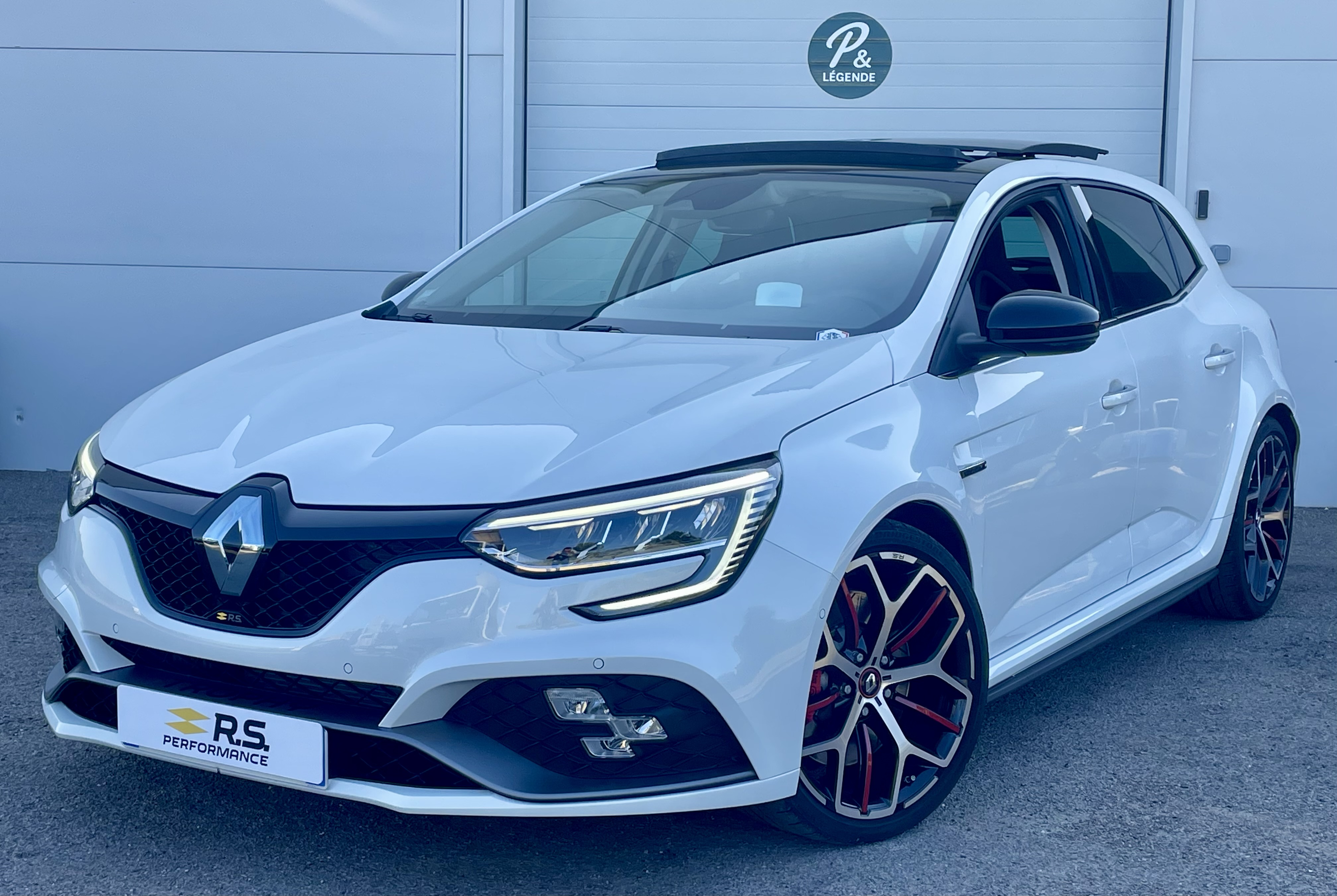 RENAULT